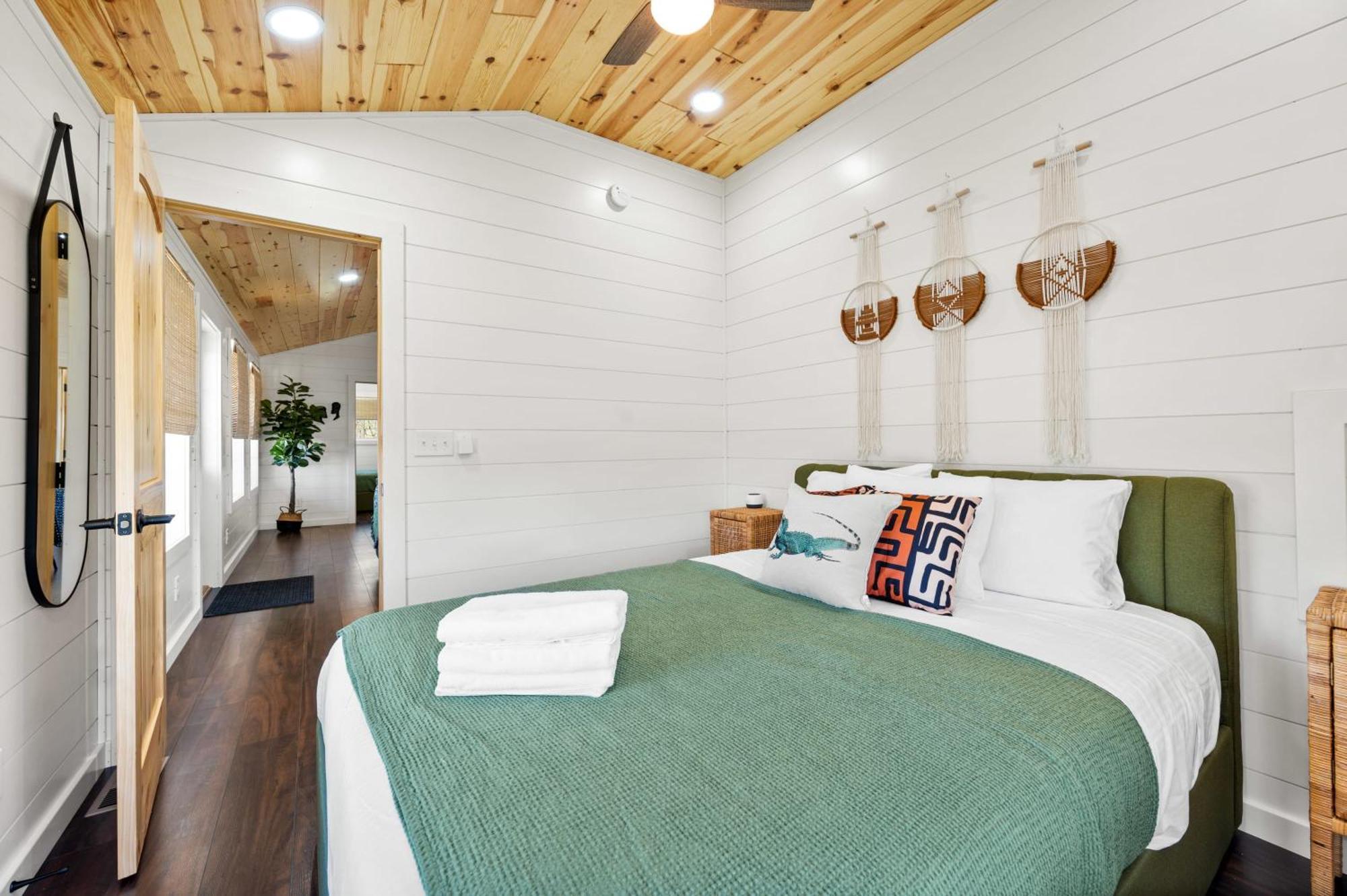 The Lodges At Eden Reserve - Pet Friendly Cabins Near Ark Williamstown Luaran gambar